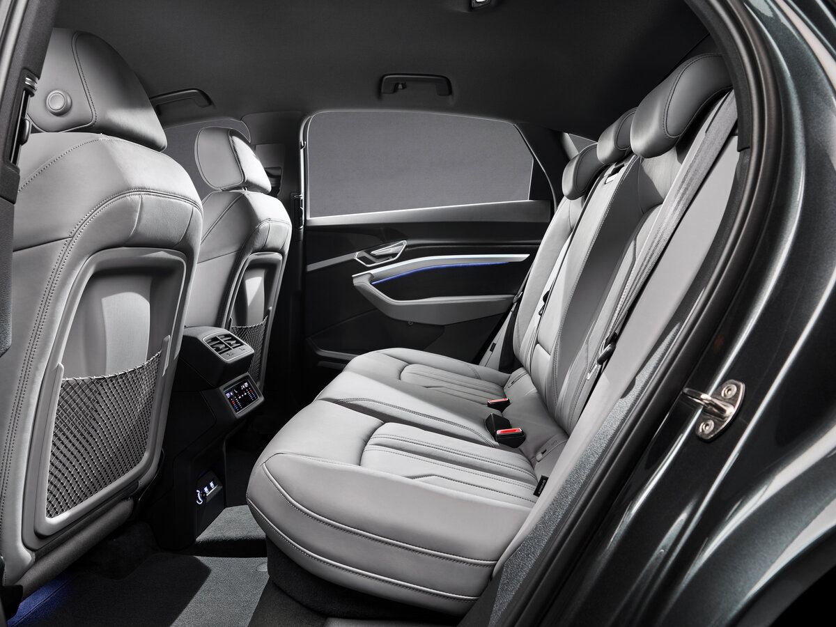 Audi e-tron S Sportback 2019 – 2022 Внедорожник 5 дв.