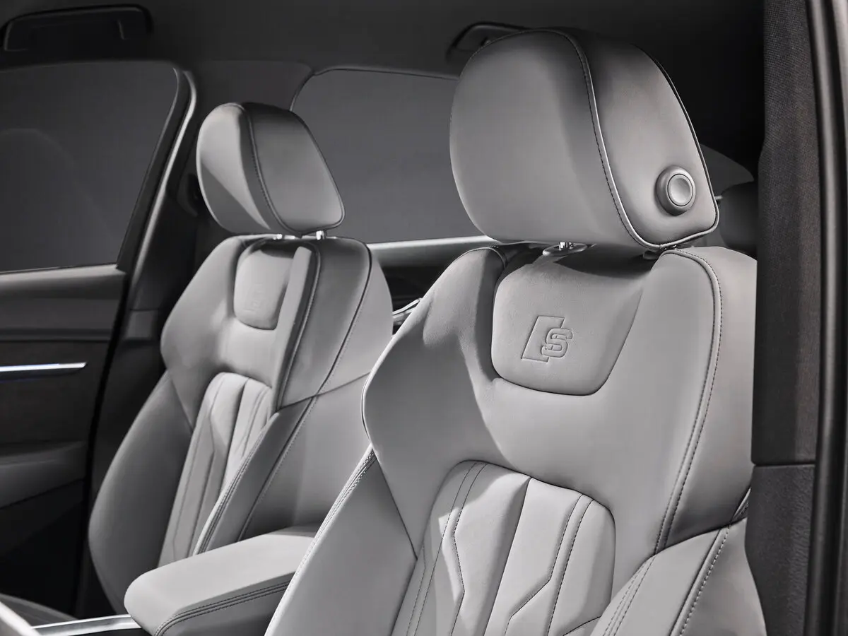 Audi e-tron S Sportback 2019 – 2022 Внедорожник 5 дв. — сүрөт 15