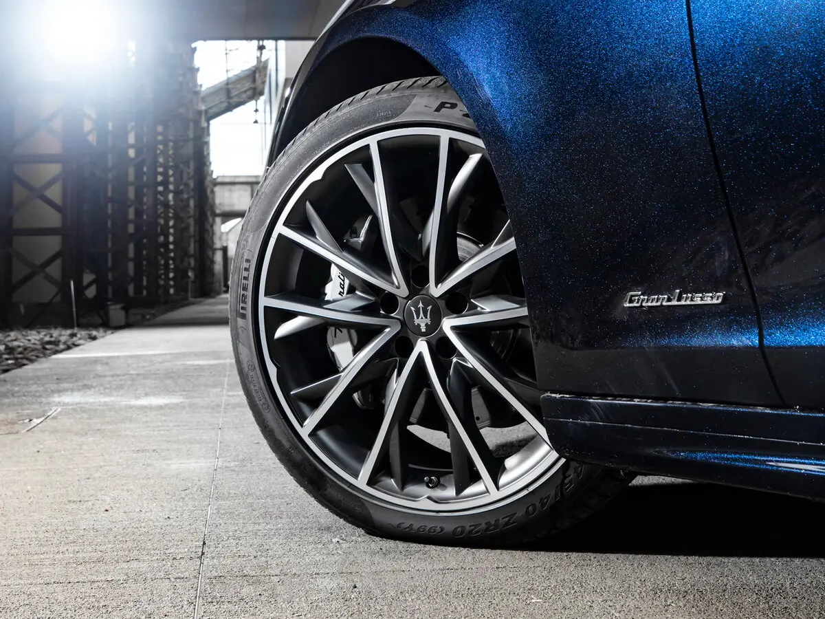 Maserati Ghibli III Рестайлинг 2 Седан — сүрөт 15