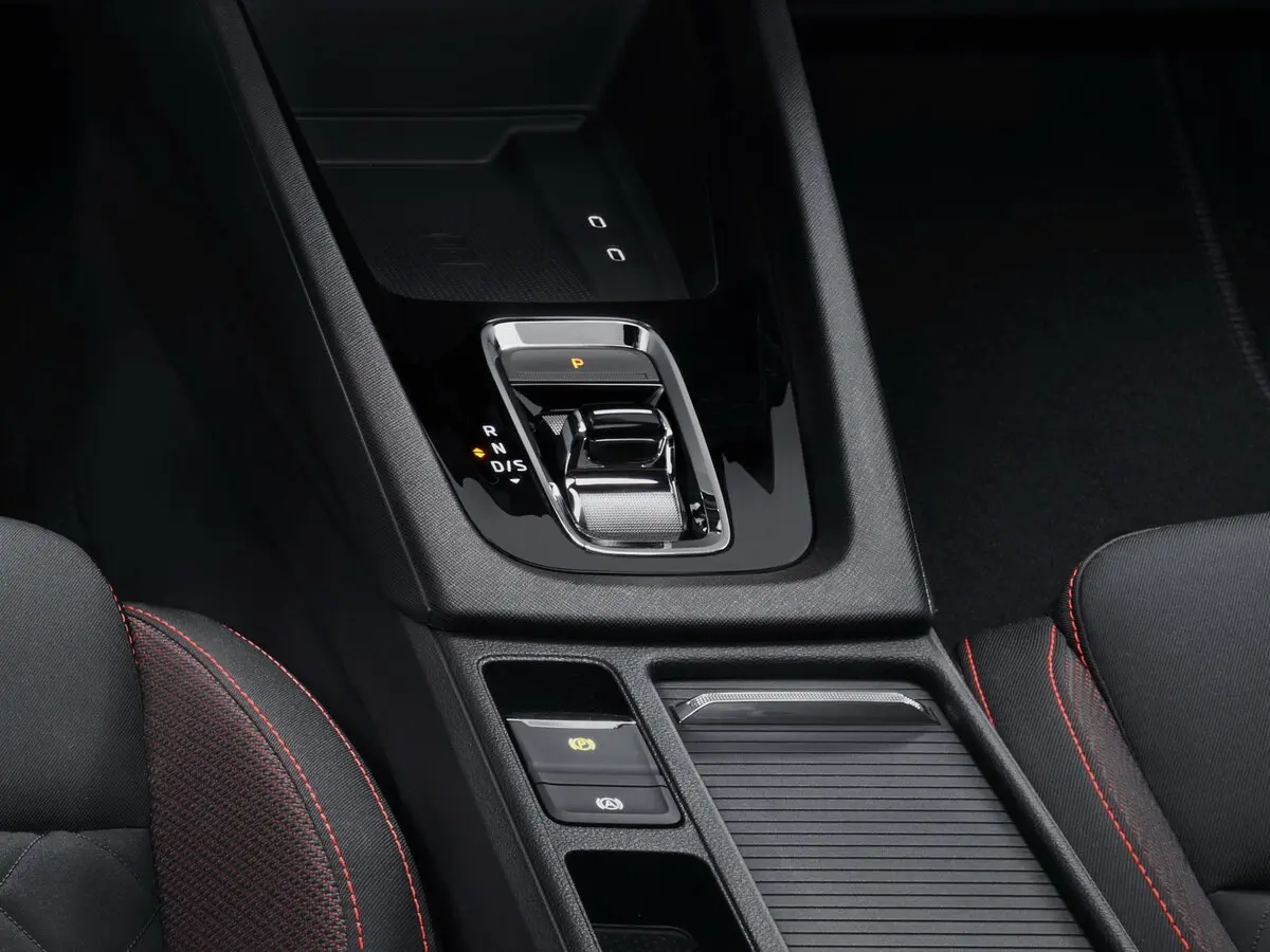 Skoda Octavia RS IV Универсал 5 дв. — 照片 12