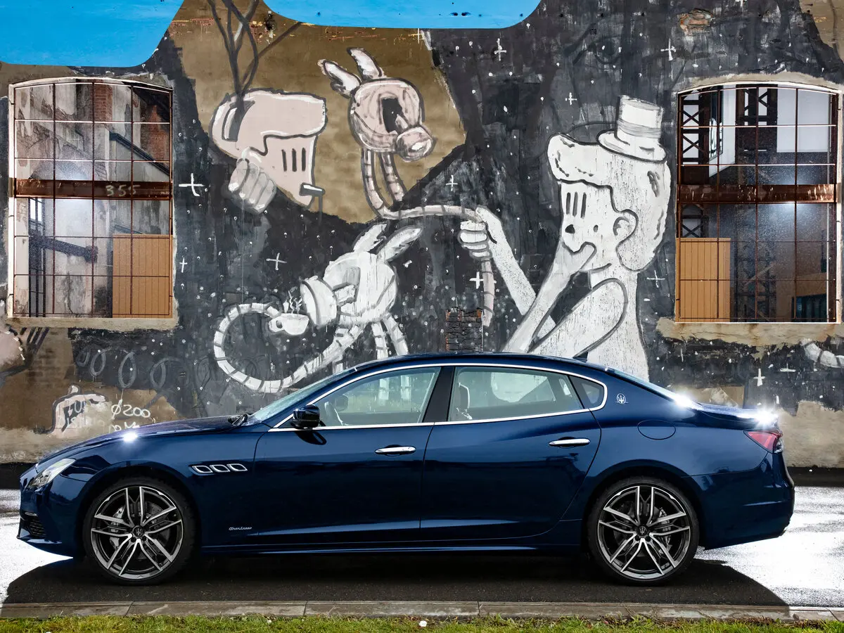 Maserati Quattroporte VI Рестайлинг 2 Седан — сүрөт 2
