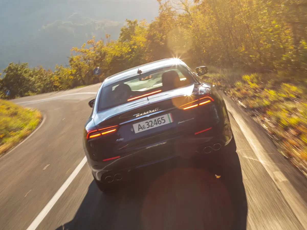 Maserati Quattroporte VI Рестайлинг 2 Седан — сүрөт 4