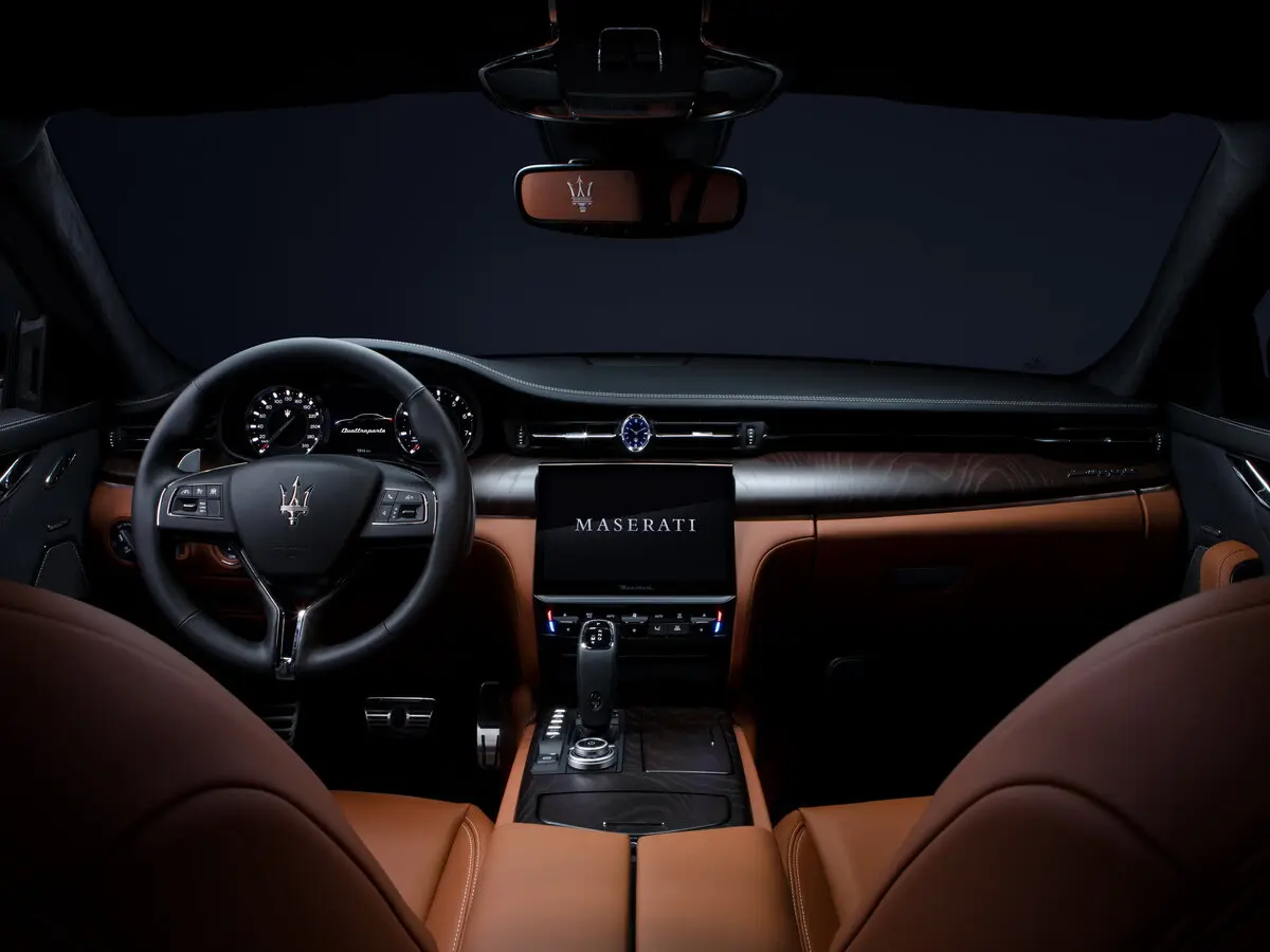 Maserati Quattroporte VI Рестайлинг 2 Седан — сүрөт 6