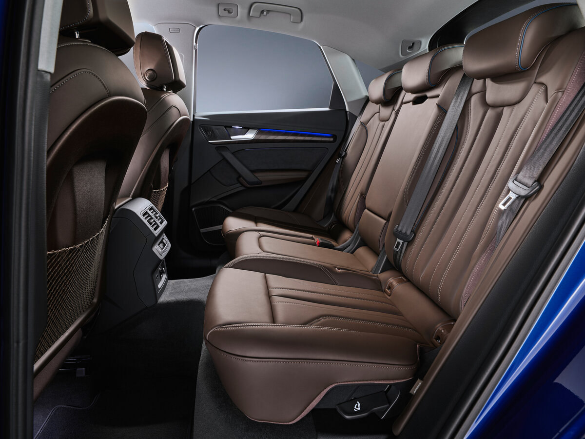 Audi Q5 Sportback I (FY) Внедорожник 5 дв.