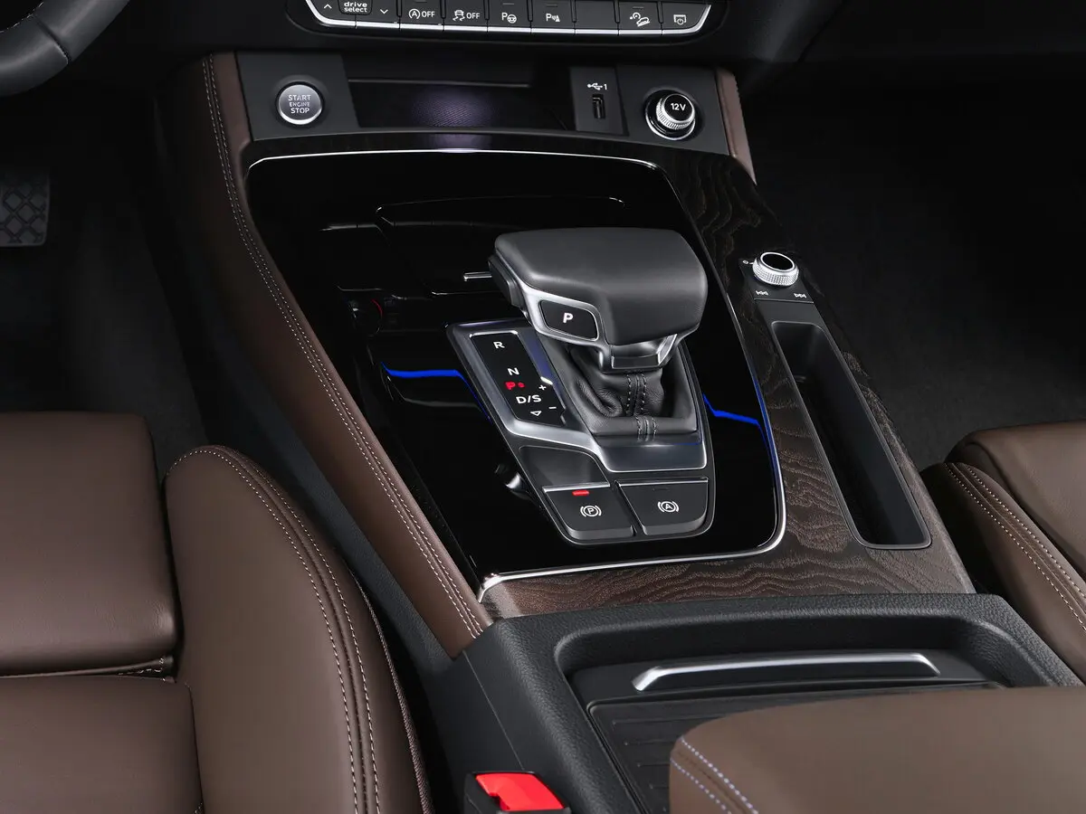 Audi Q5 Sportback I (FY) Внедорожник 5 дв. — сүрөт 11
