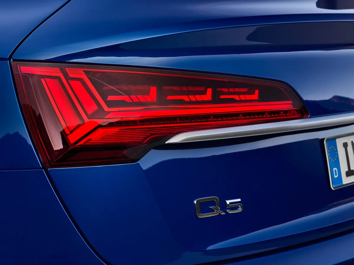 Audi Q5 Sportback I (FY) Внедорожник 5 дв. — сүрөт 14