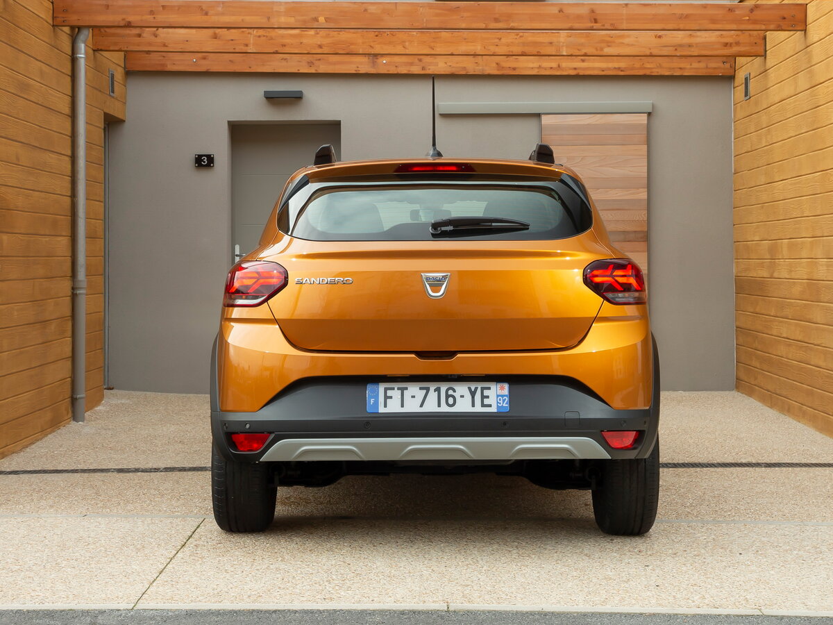 Dacia Sandero III Хэтчбек 5 дв. Stepway — фото 4