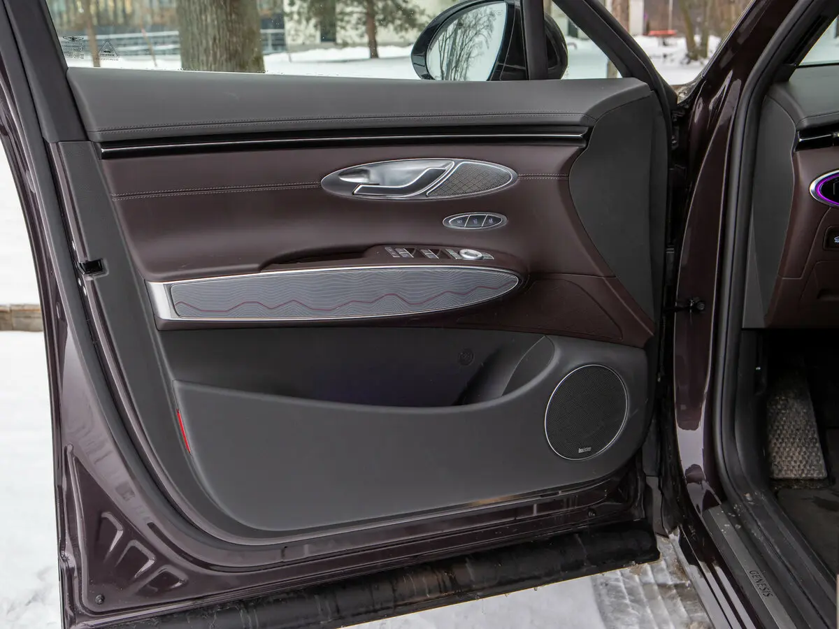 Genesis GV70 I Внедорожник 5 дв. — сүрөт 30