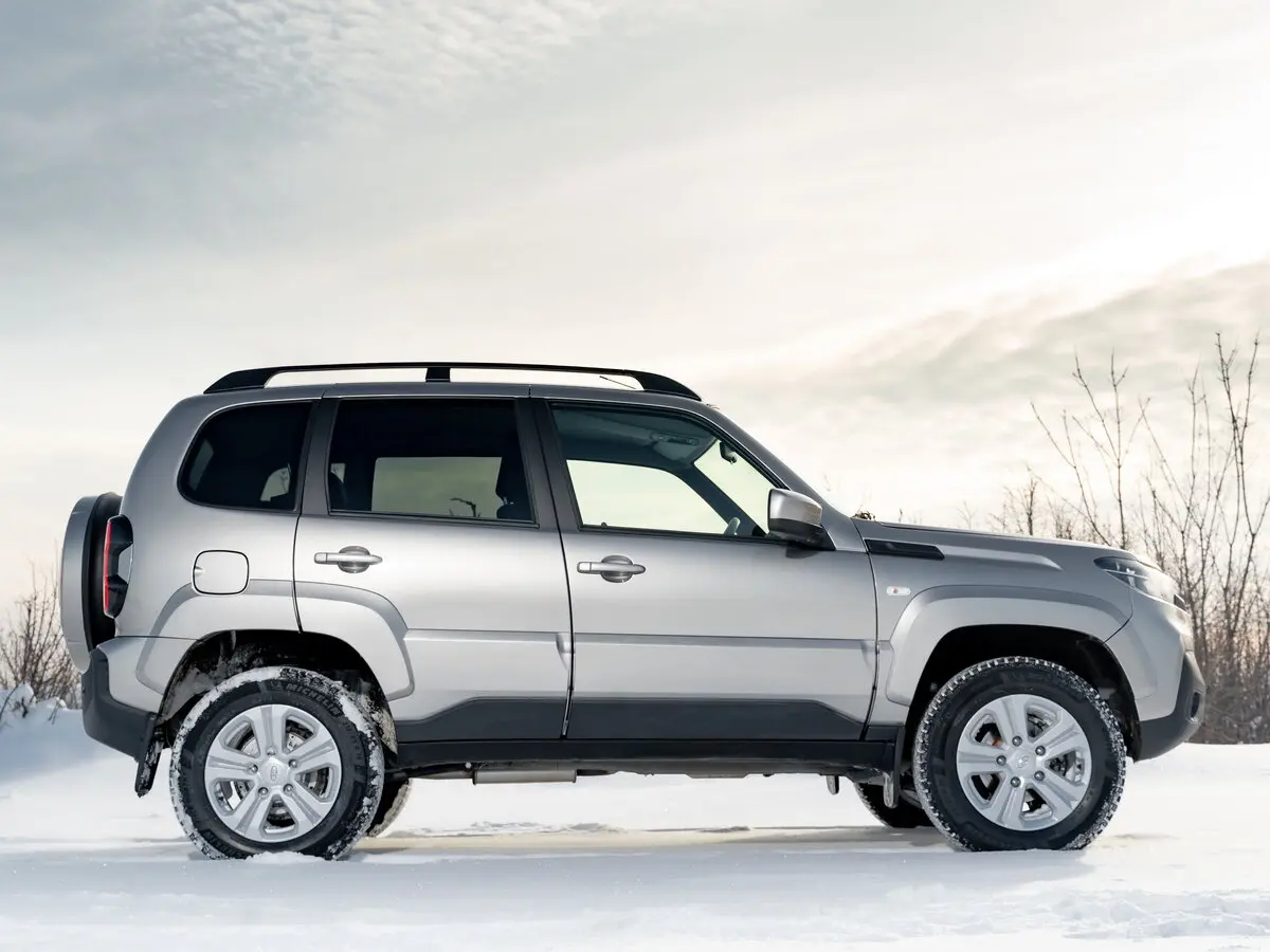 Lada (ВАЗ) Niva Travel I Внедорожник 5 дв. — сүрөт 2