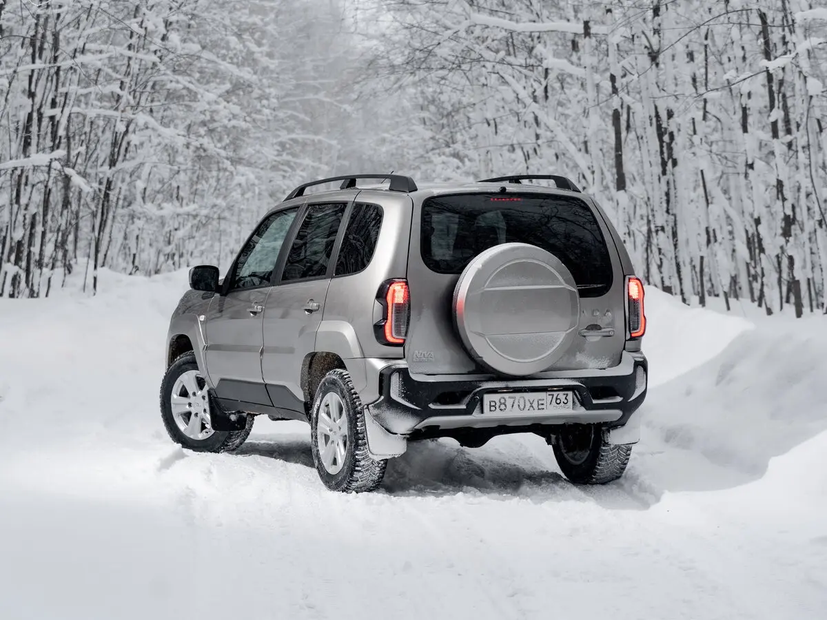 Lada (ВАЗ) Niva Travel I Внедорожник 5 дв. — сүрөт 5