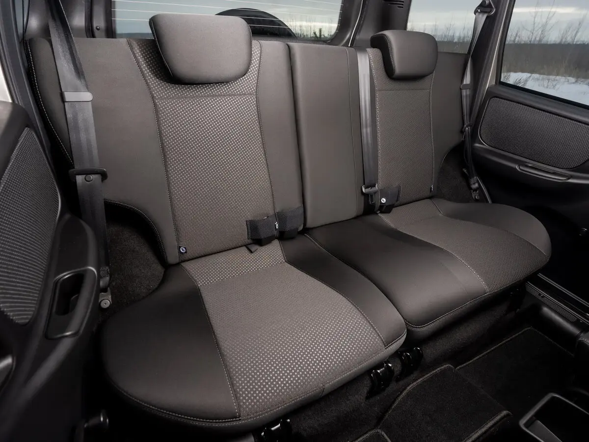Lada (ВАЗ) Niva Travel I Внедорожник 5 дв. — сүрөт 9