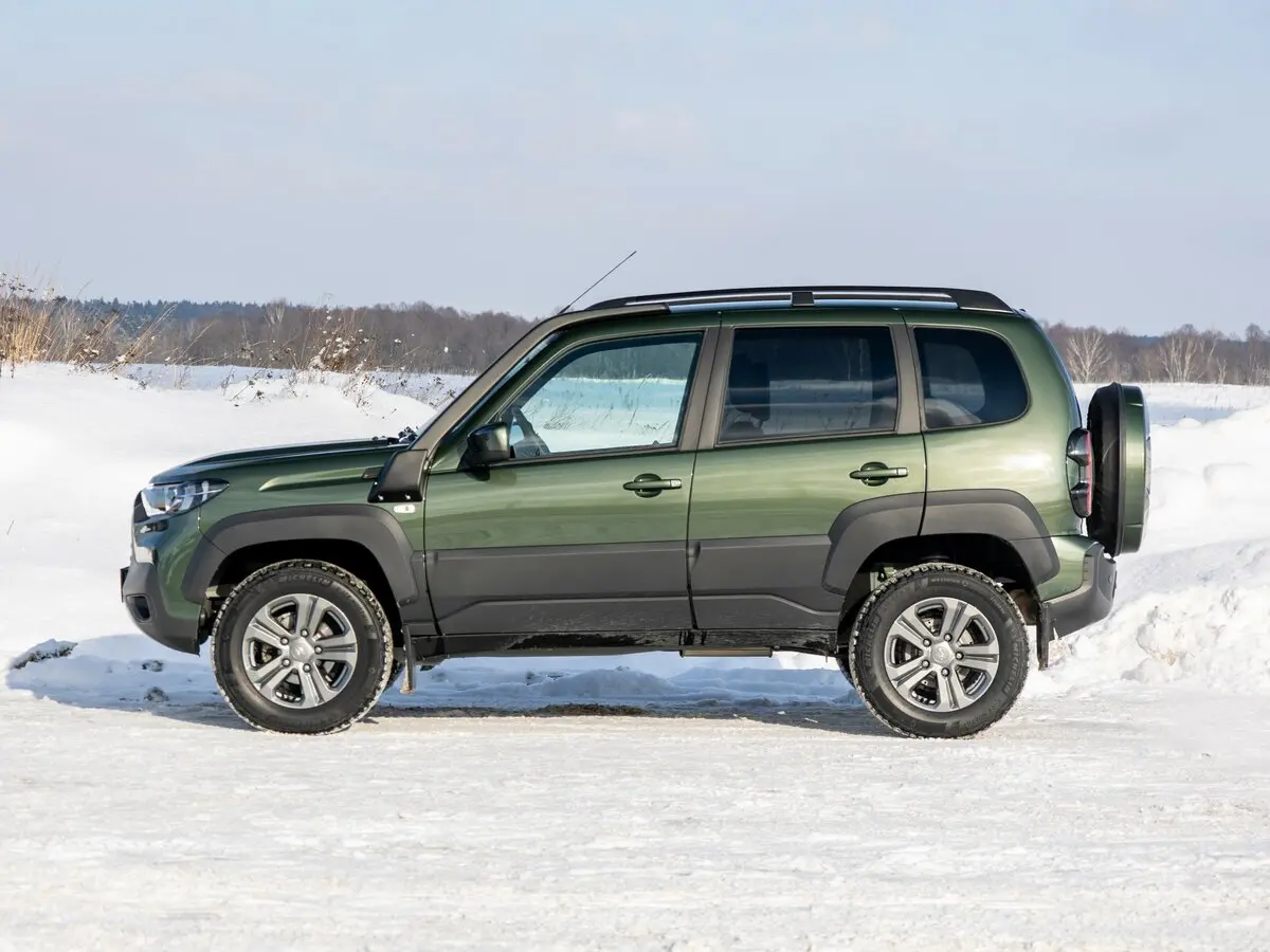 Lada (ВАЗ) Niva Travel I Внедорожник 5 дв. — сүрөт 18