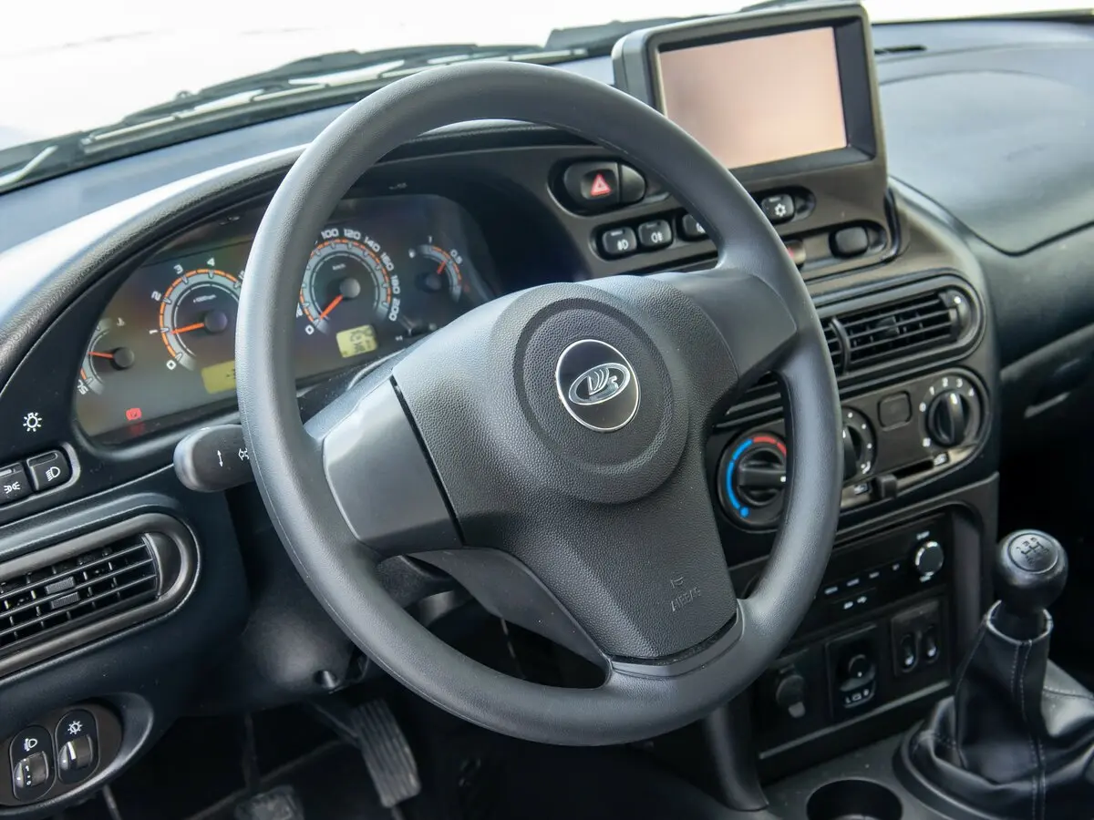 Lada (ВАЗ) Niva Travel I Внедорожник 5 дв. — сүрөт 25