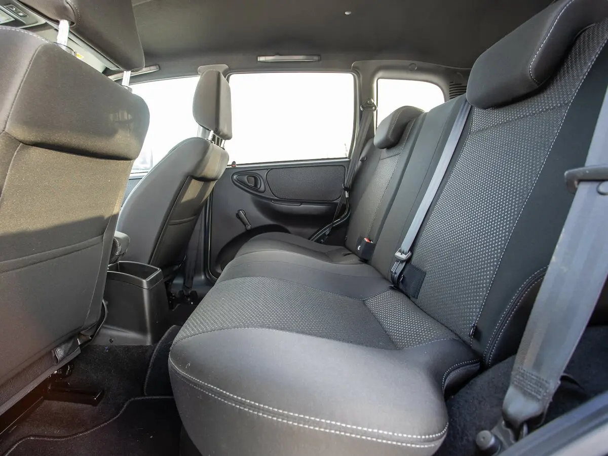 Lada (ВАЗ) Niva Travel I Внедорожник 5 дв. — сүрөт 26