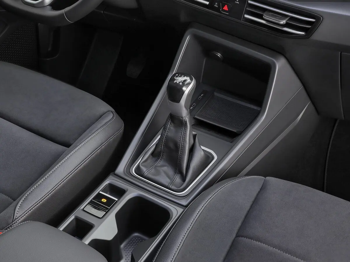 Volkswagen Caddy V Компактвэн — фото 11