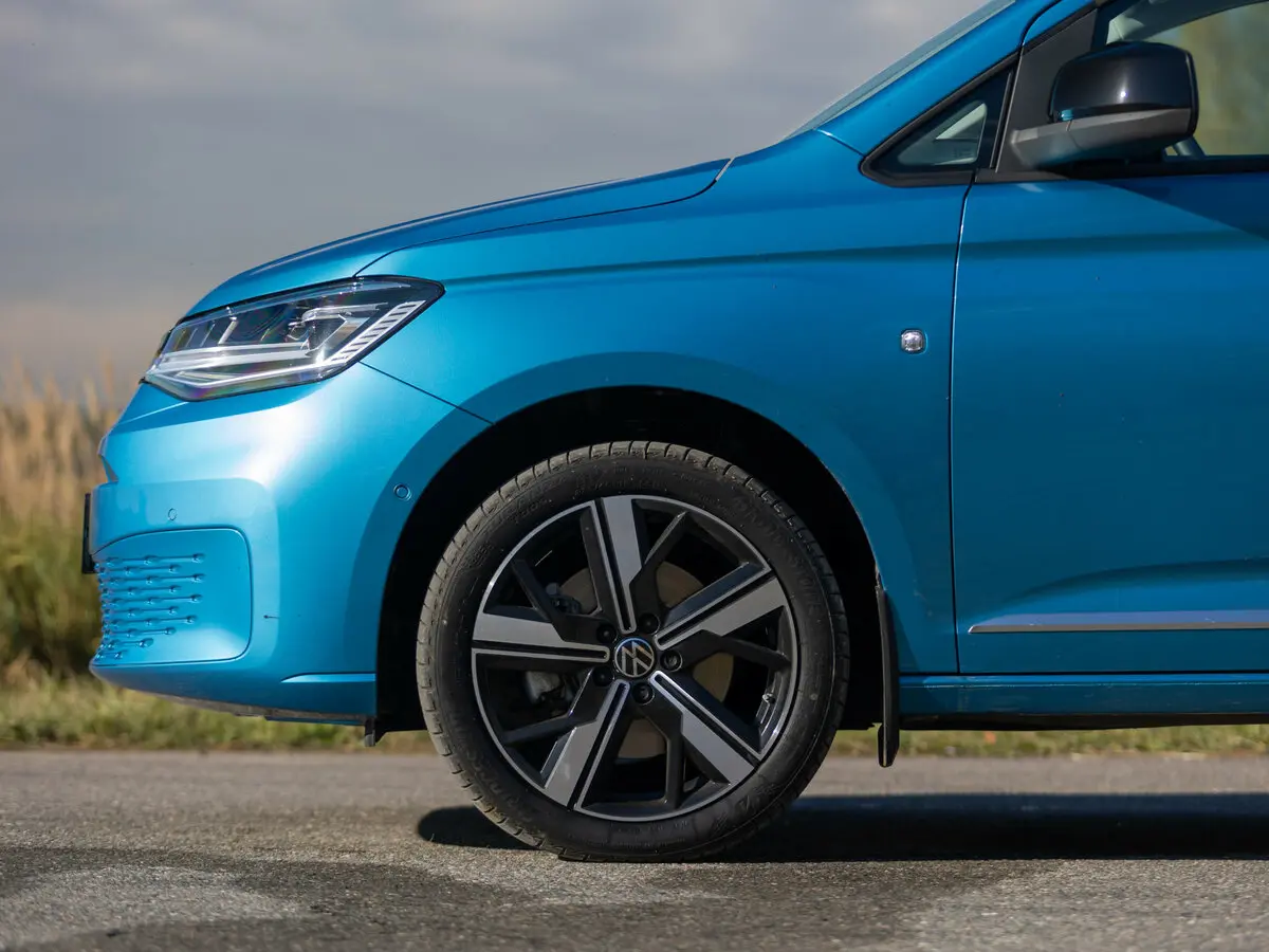 Volkswagen Caddy V Компактвэн — фото 32