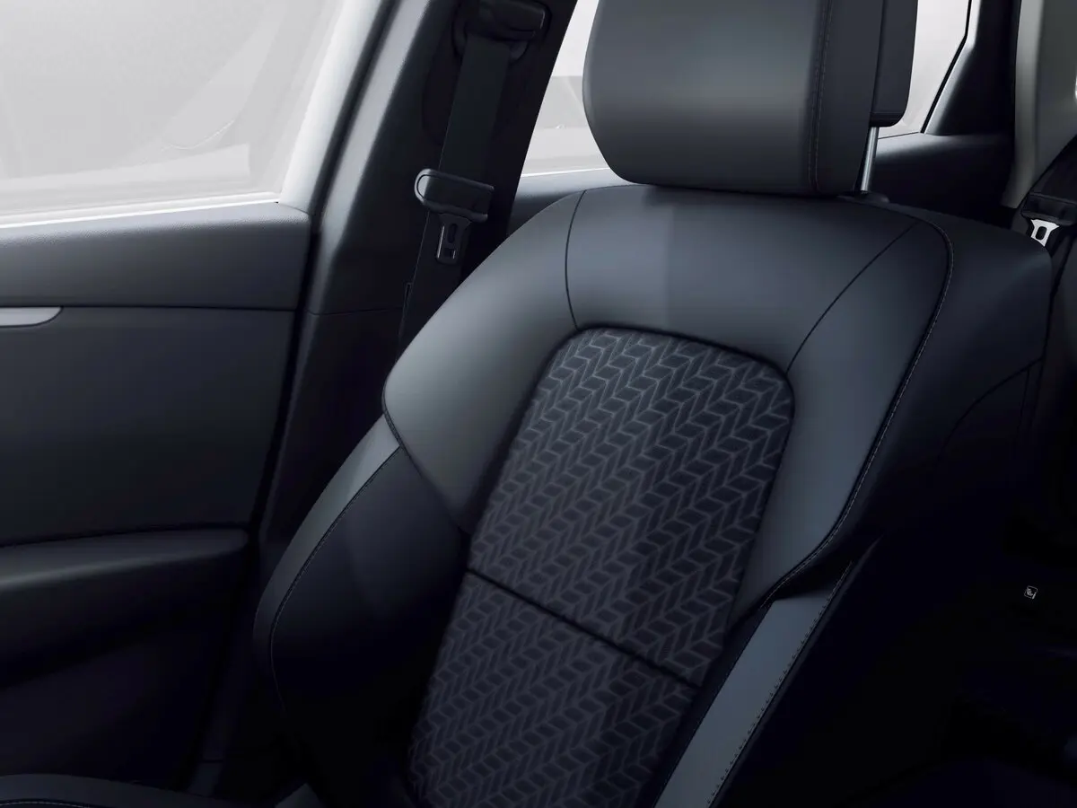 Renault Talisman I Рестайлинг Седан — photo 11