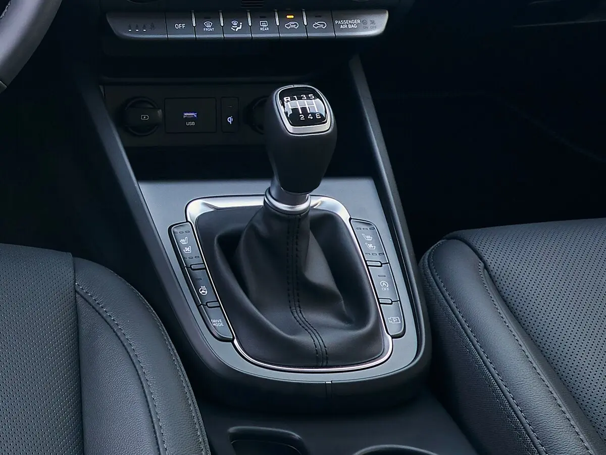 Hyundai Kona I Рестайлинг Внедорожник 5 дв. — фото 11