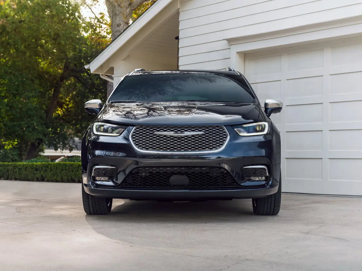 Chrysler Pacifica RU Рестайлинг Минивэн — сүрөт 3