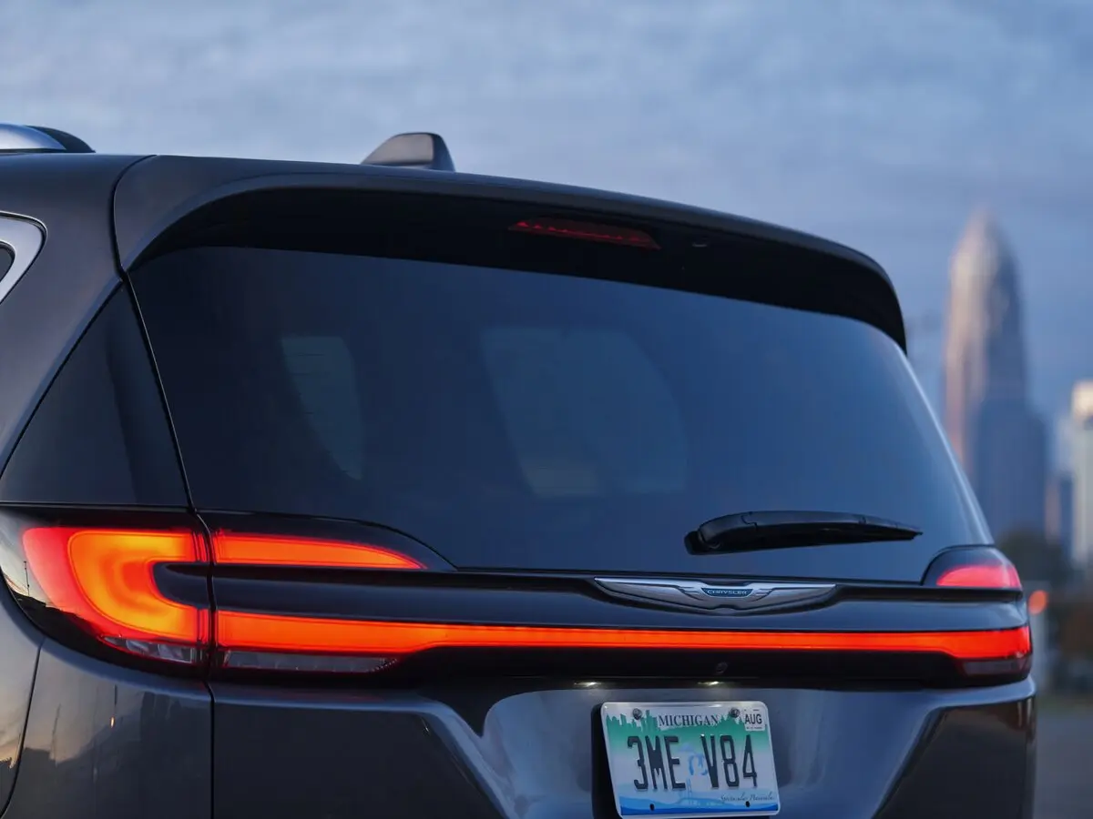 Chrysler Pacifica RU Рестайлинг Минивэн — сүрөт 10