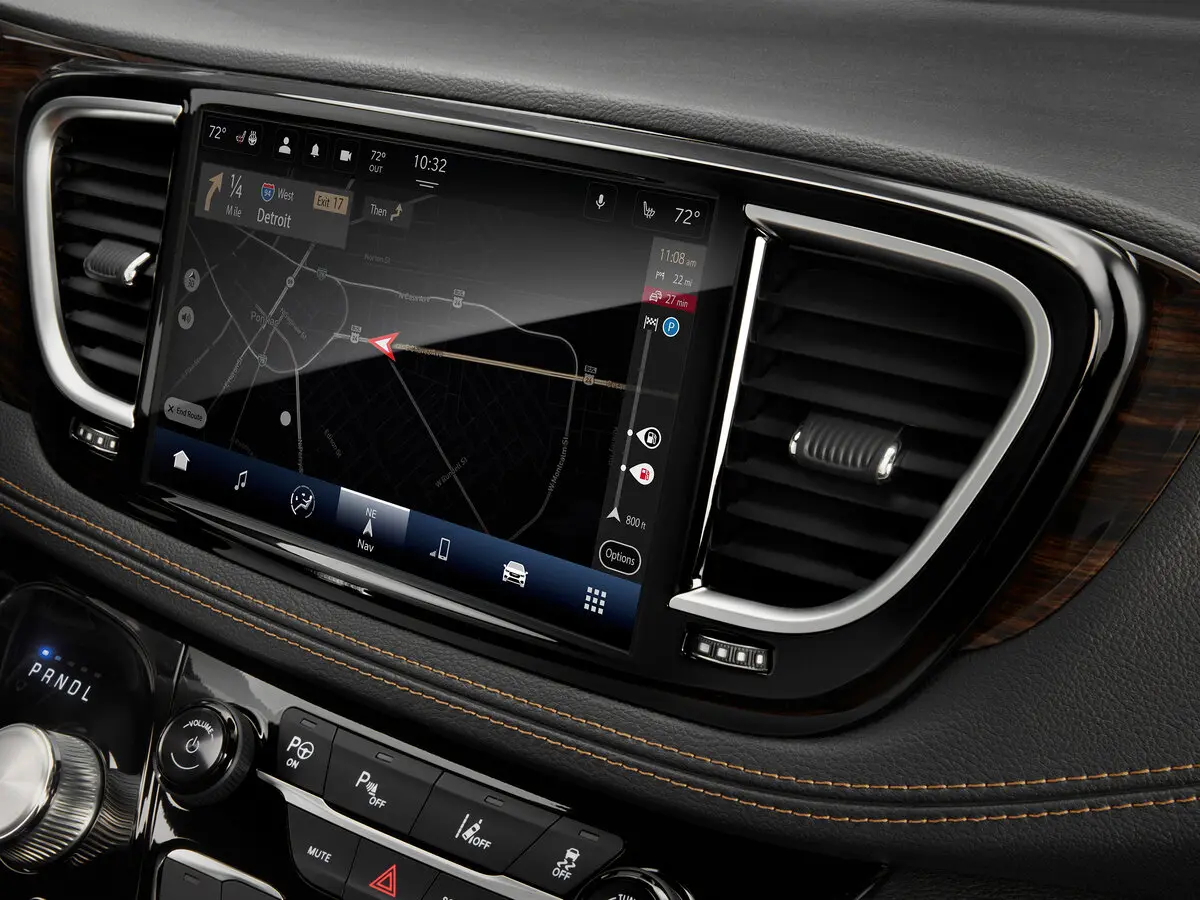 Chrysler Pacifica RU Рестайлинг Минивэн — сүрөт 11