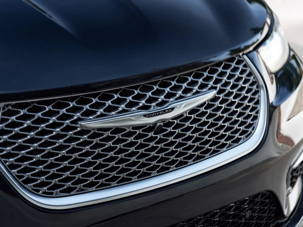 Chrysler Pacifica RU Рестайлинг Минивэн — сүрөт 12