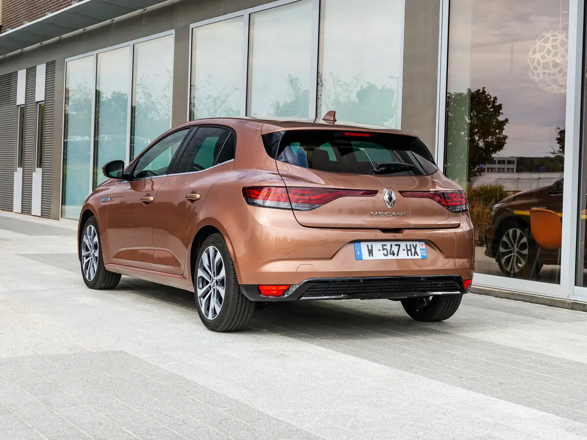 Renault Megane IV Рестайлинг Хэтчбек 5 дв. — сүрөт 5