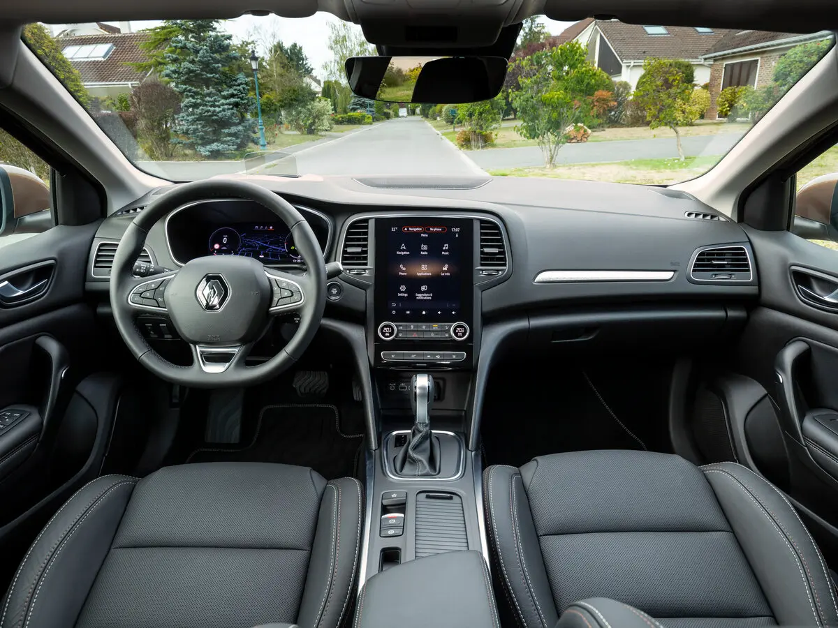 Renault Megane IV Рестайлинг Хэтчбек 5 дв. — сүрөт 6