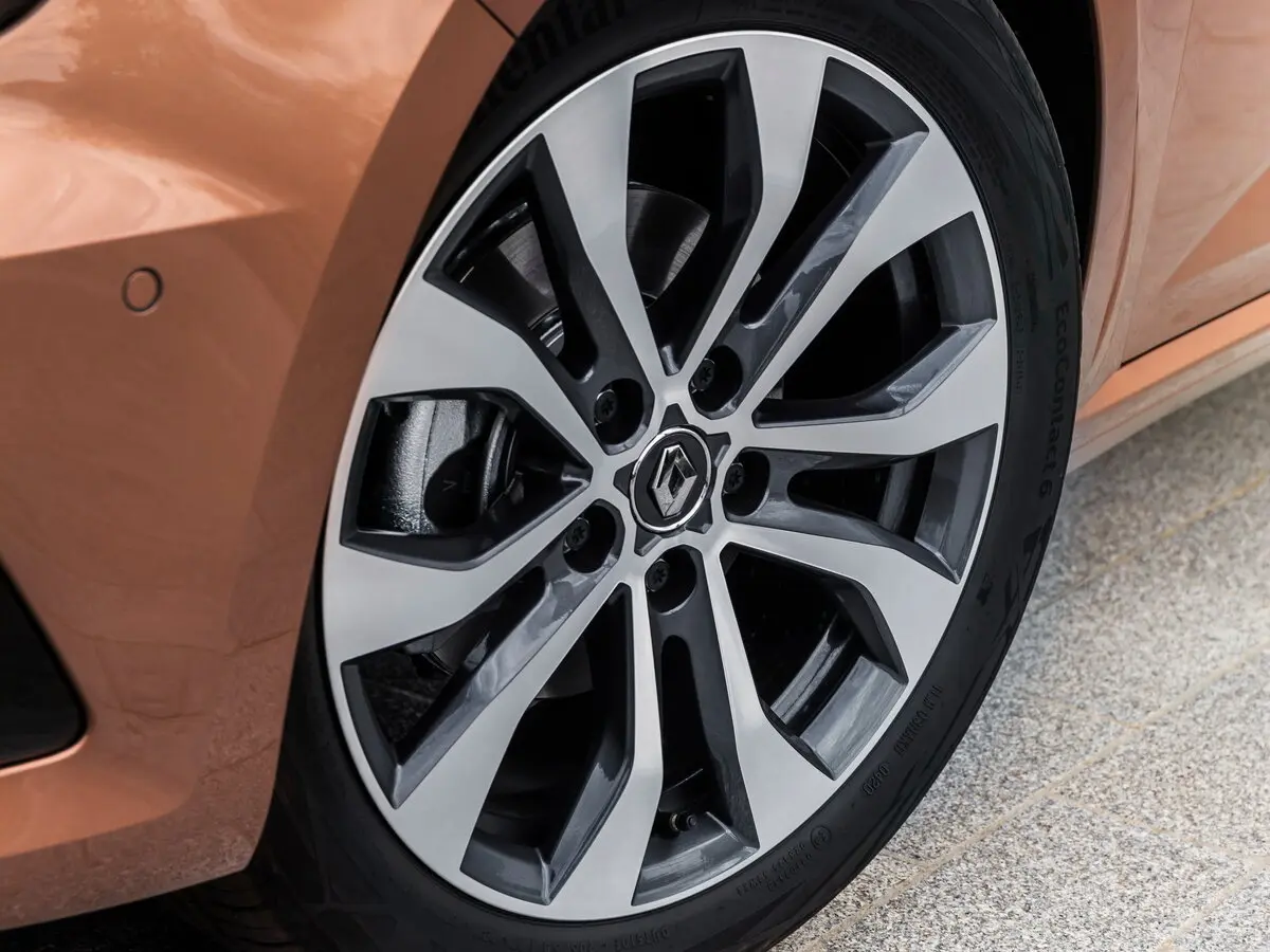 Renault Megane IV Рестайлинг Хэтчбек 5 дв. — сүрөт 15