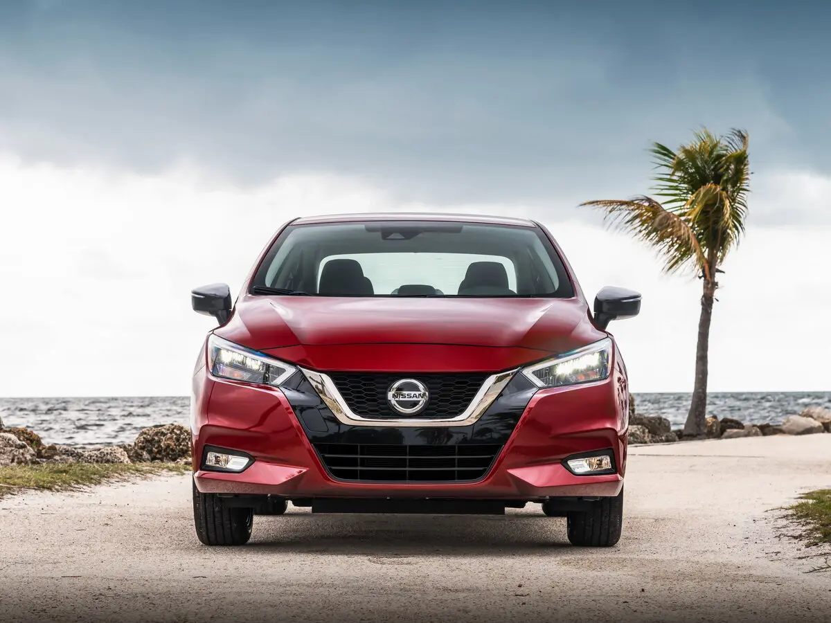 Nissan Versa III Седан — photo 3
