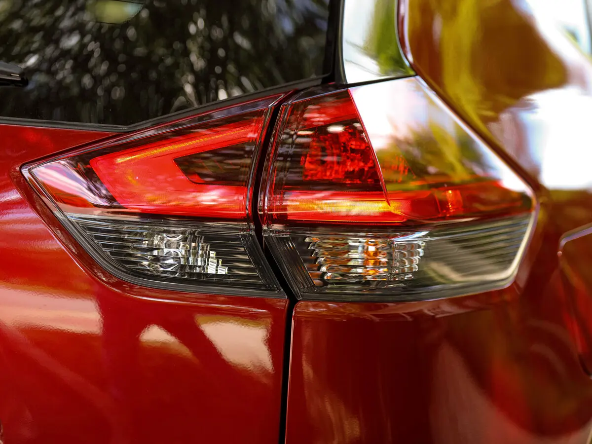 Nissan Rogue II Рестайлинг Внедорожник 5 дв. — сүрөт 17