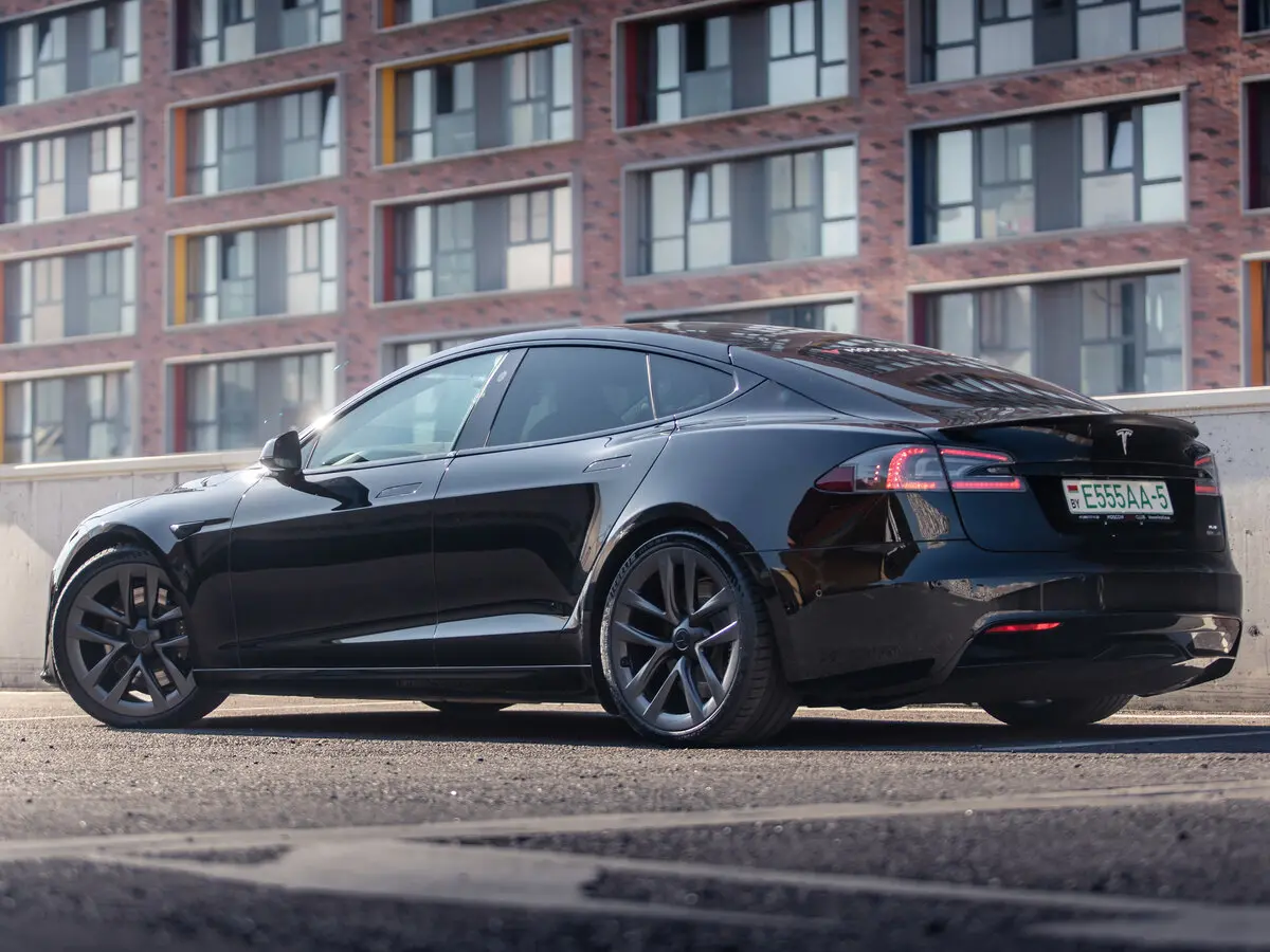Tesla Model S I Рестайлинг 2 Лифтбек — фото 14