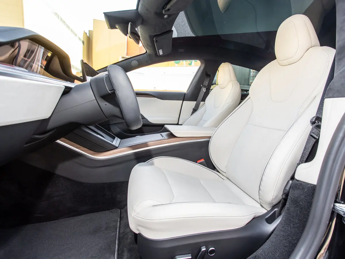 Tesla Model S I Рестайлинг 2 Лифтбек — фото 16