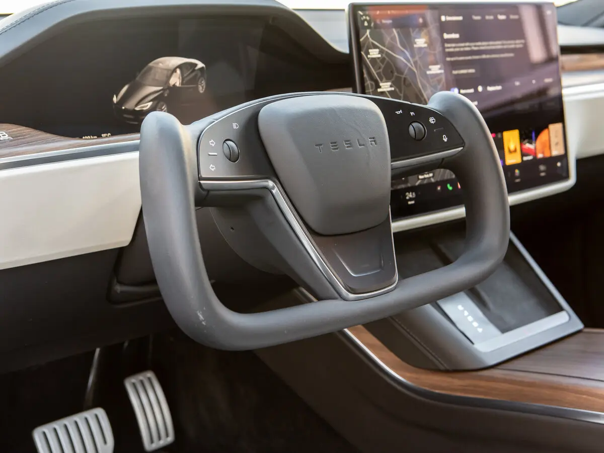 Tesla Model S I Рестайлинг 2 Лифтбек — фото 18