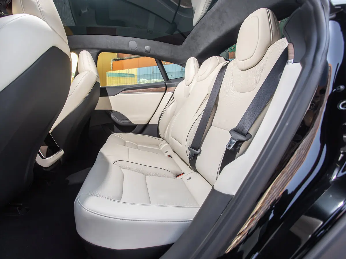Tesla Model S I Рестайлинг 2 Лифтбек — фото 19