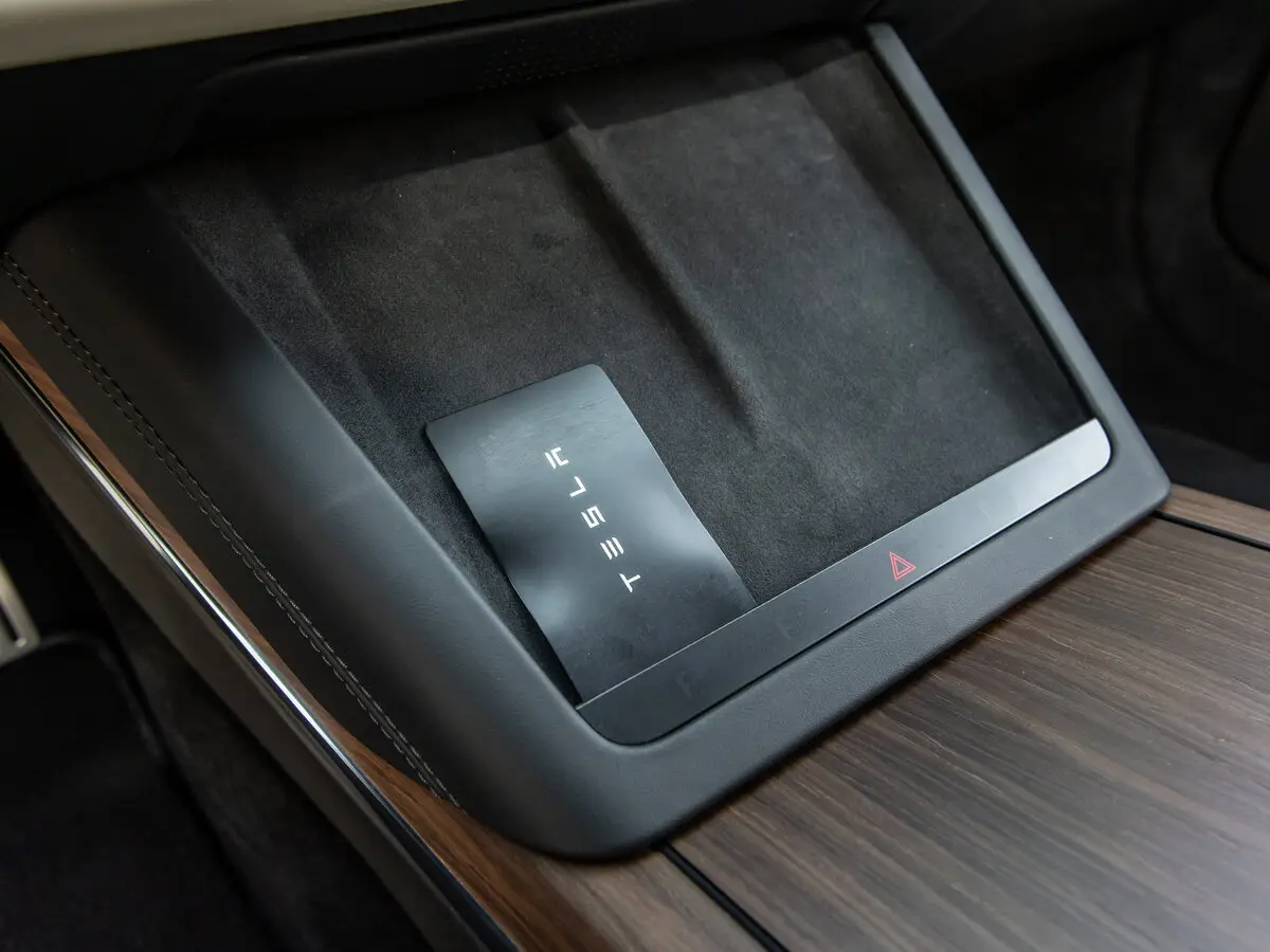 Tesla Model S I Рестайлинг 2 Лифтбек — фото 26