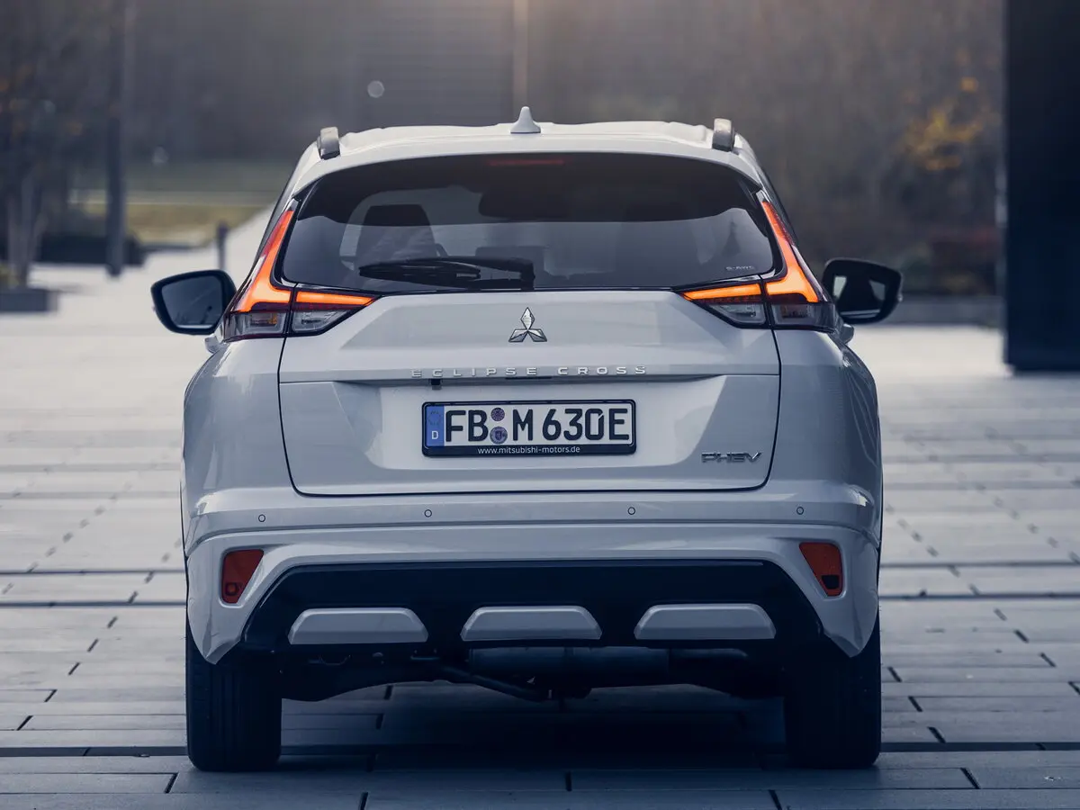 Mitsubishi Eclipse Cross I Рестайлинг Внедорожник 5 дв. — photo 4