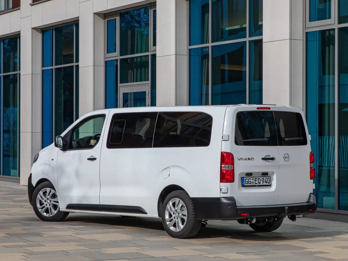 Opel Vivaro C Минивэн — 照片 4