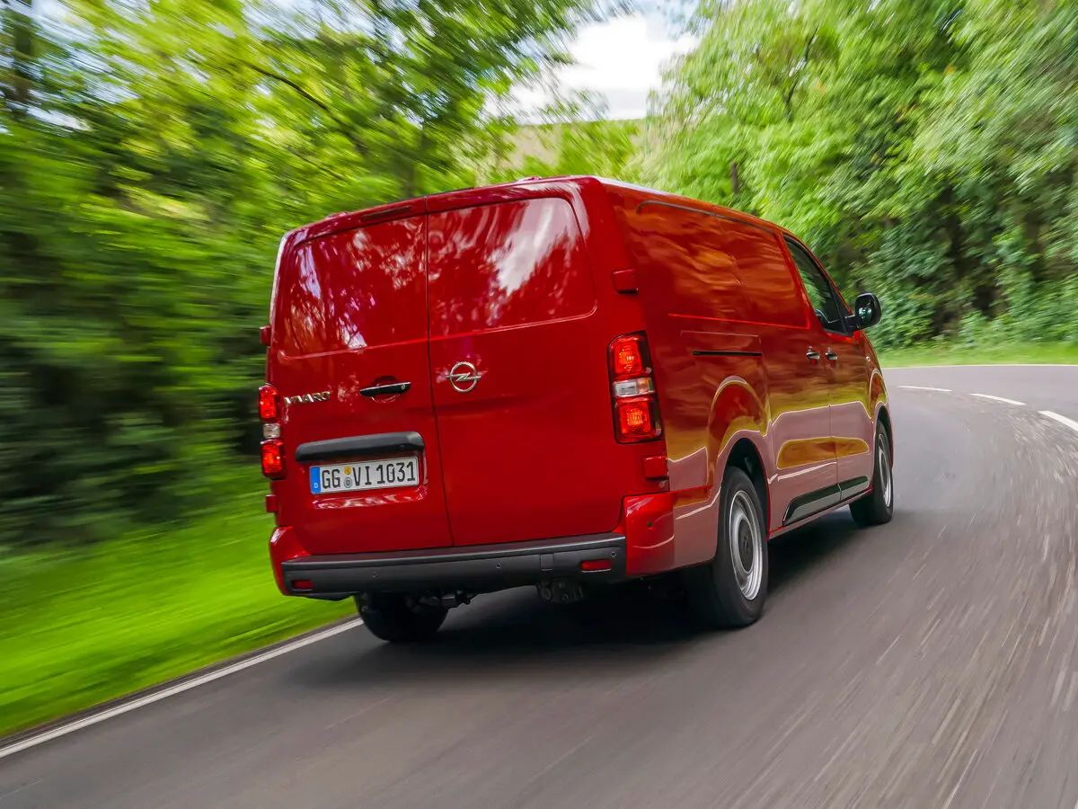 Opel Vivaro C Фургон — photo 3