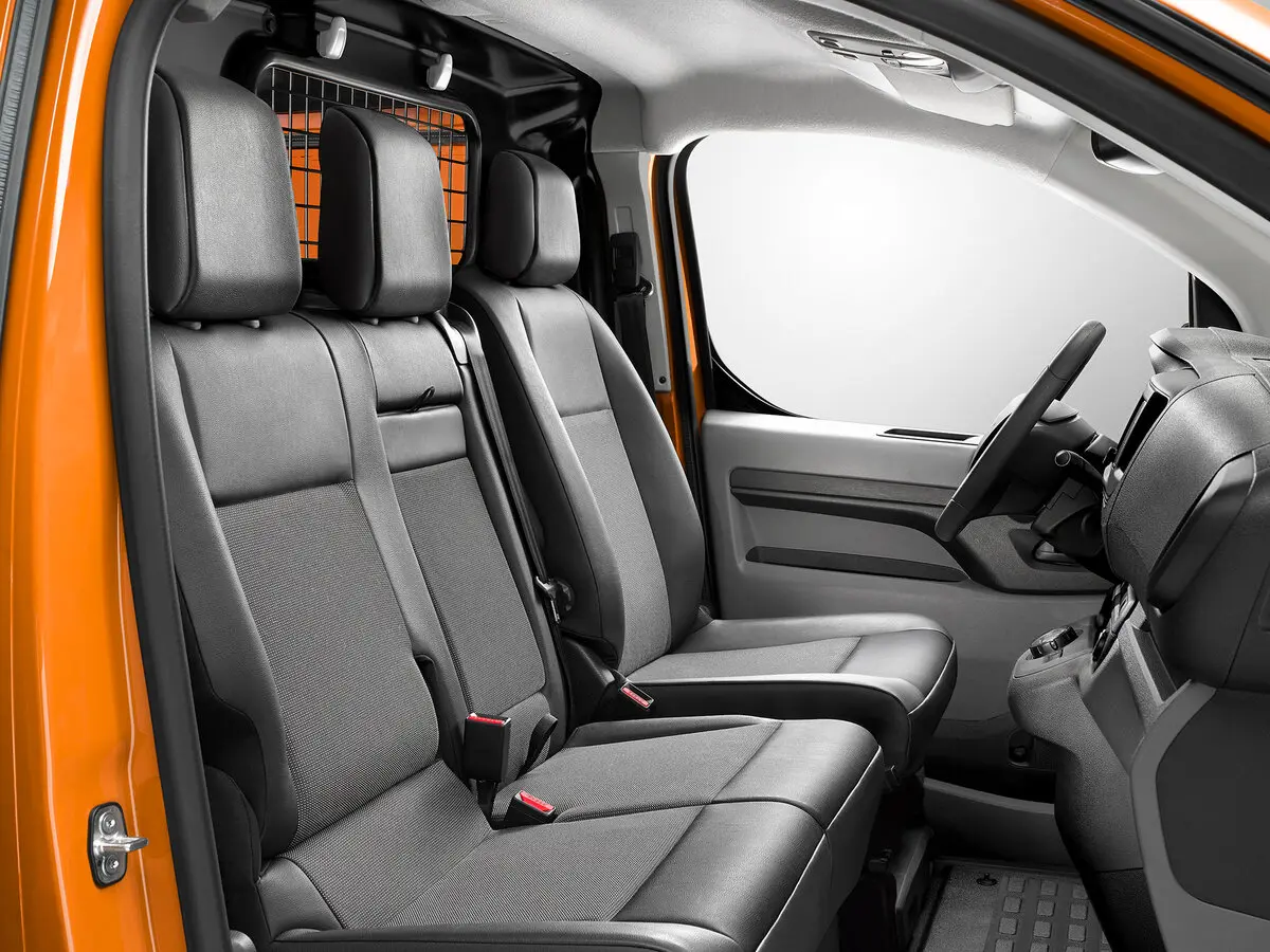 Opel Vivaro C Фургон — photo 5