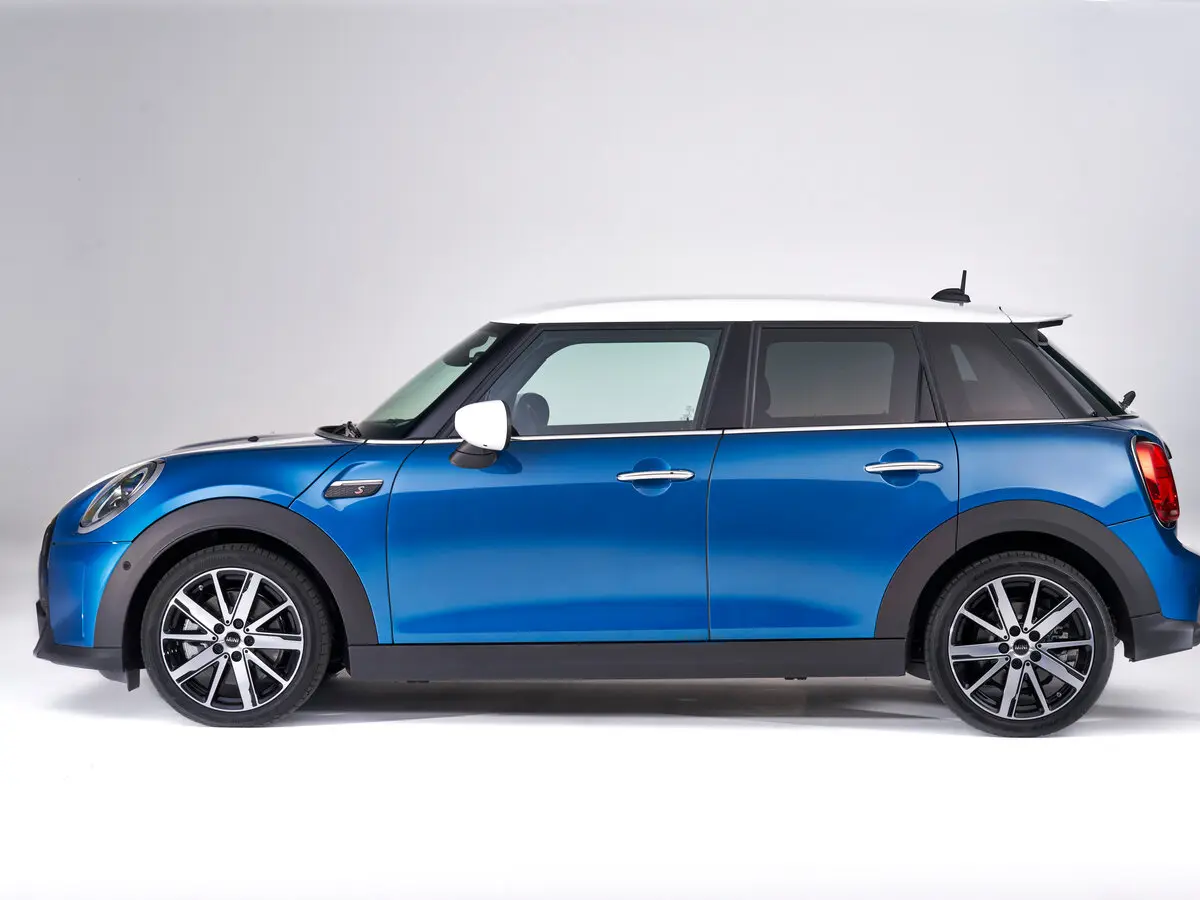 Mini Hatch III (F55/F56) Рестайлинг 2 Хэтчбек 5 дв. — фото 2
