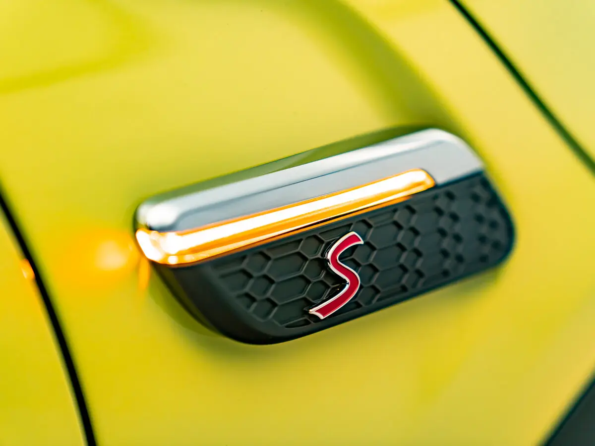 Mini Cabrio III Рестайлинг 2 Кабриолет — сүрөт 15