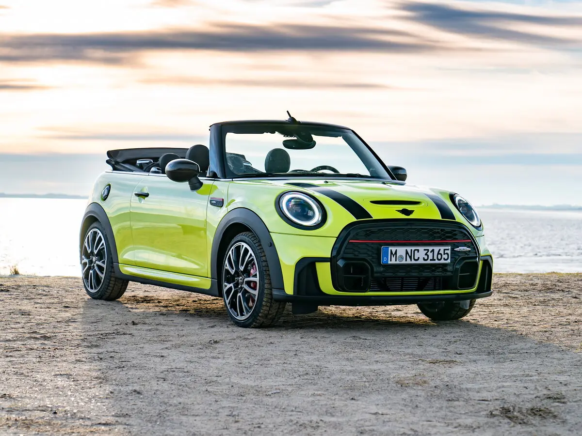 Mini Cabrio III Рестайлинг 2 Кабриолет JCW