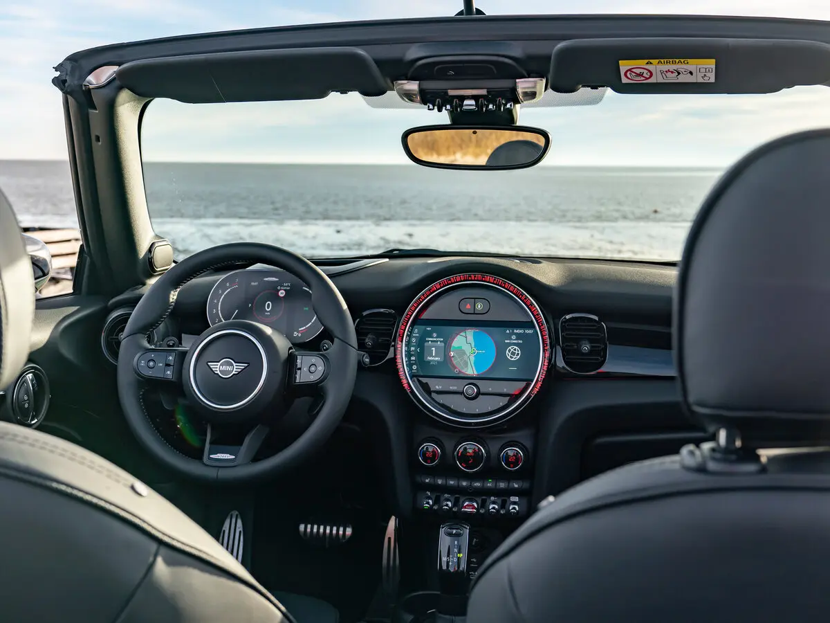Mini Cabrio III Рестайлинг 2 Кабриолет JCW — 照片 6