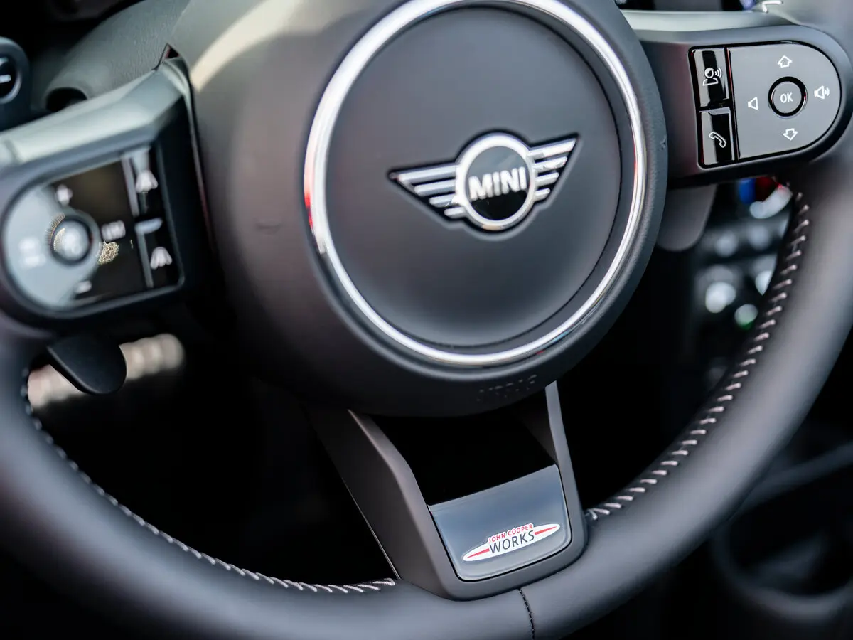 Mini Cabrio III Рестайлинг 2 Кабриолет JCW — 照片 9