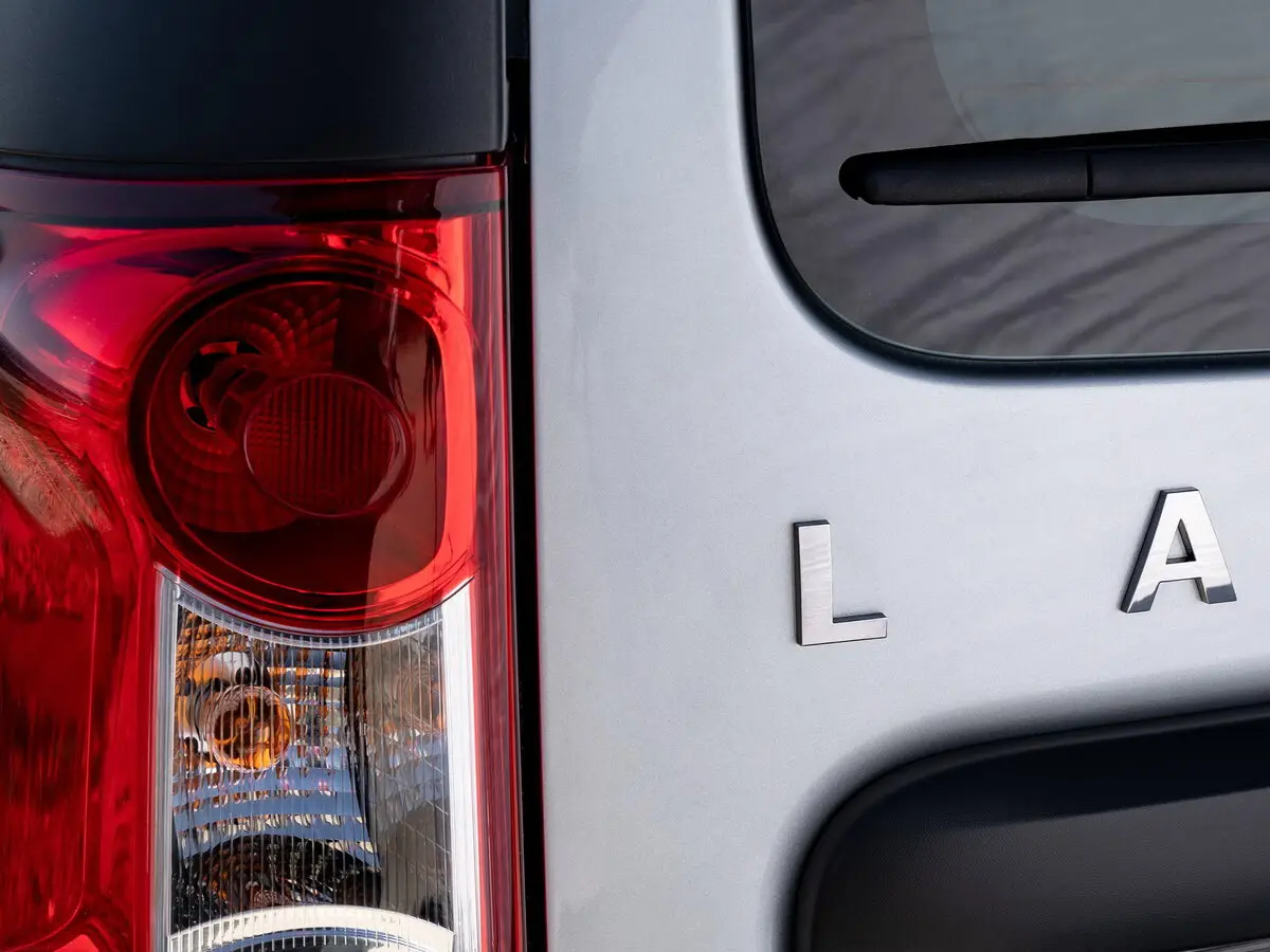 Lada (ВАЗ) Largus I Рестайлинг Универсал 5 дв. — сүрөт 8