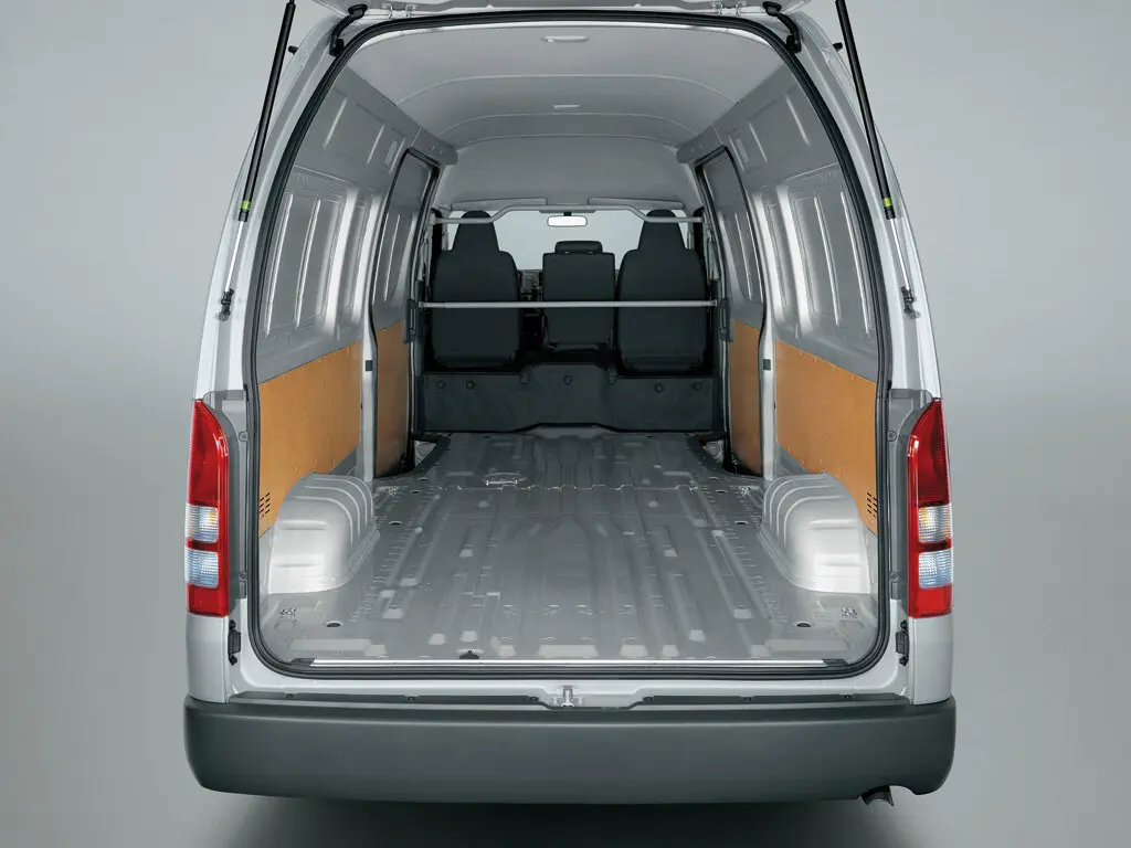 Toyota HiAce H200 Фургон — сүрөт 6