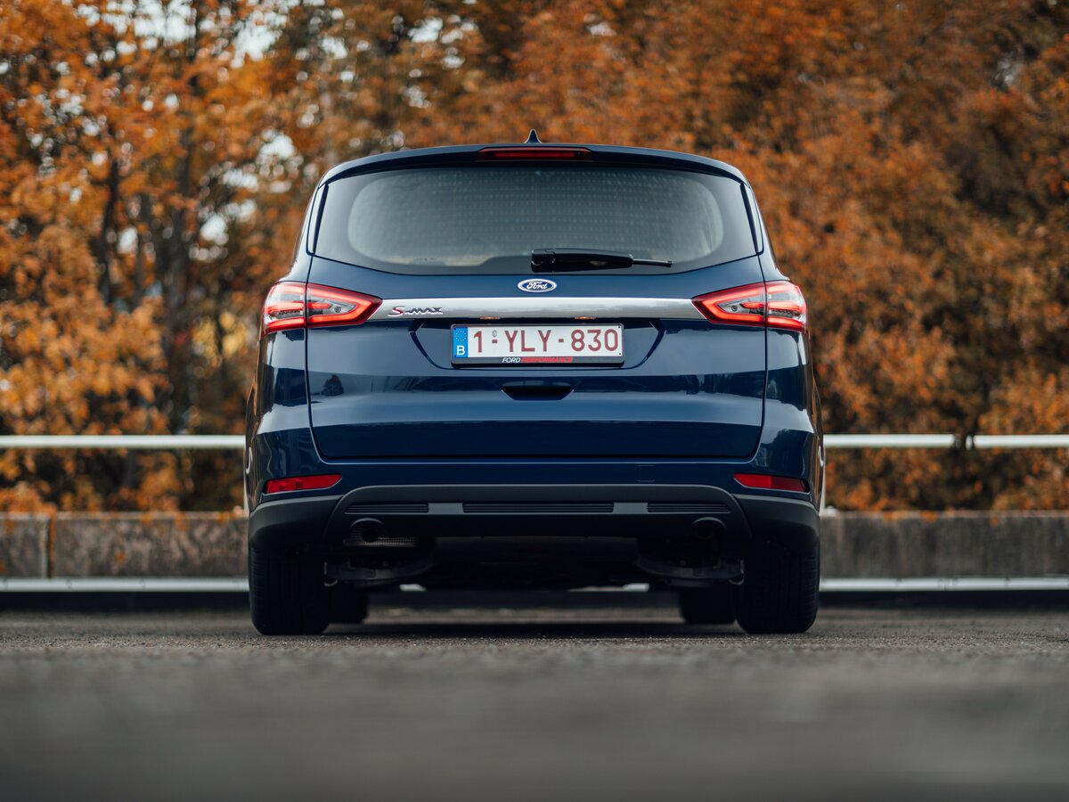 Ford S-MAX II Рестайлинг Минивэн — фото 4
