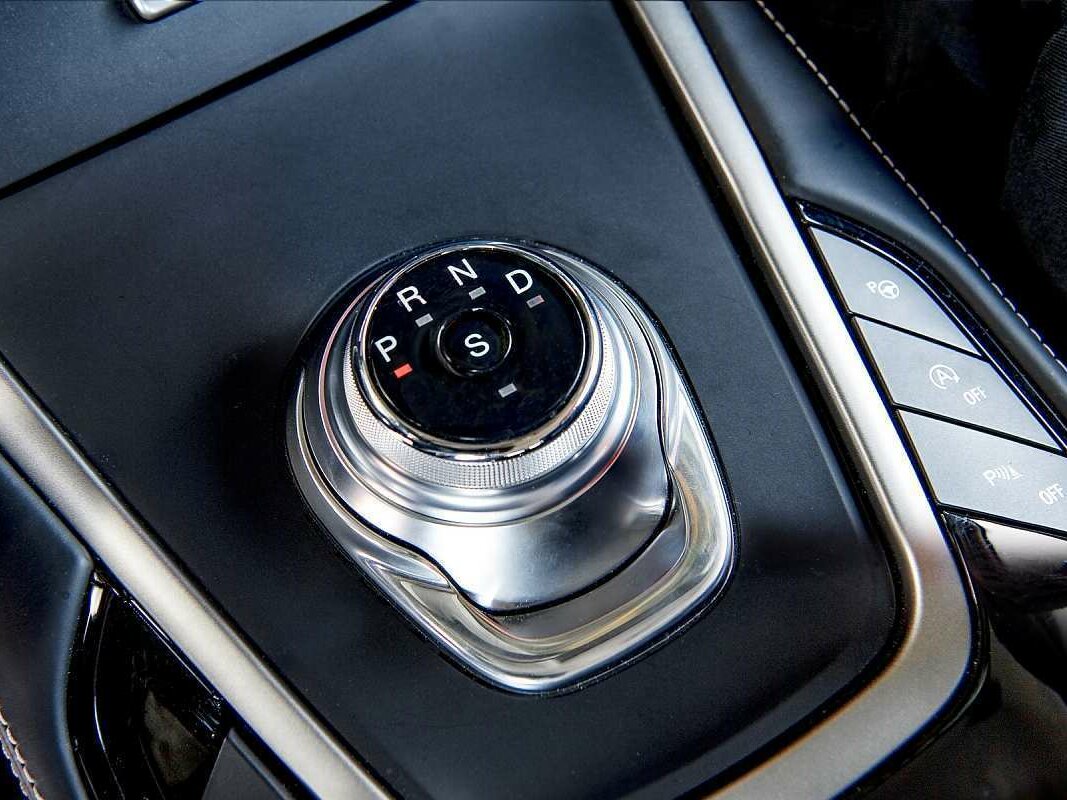 Ford S-MAX II Рестайлинг Минивэн — фото 12
