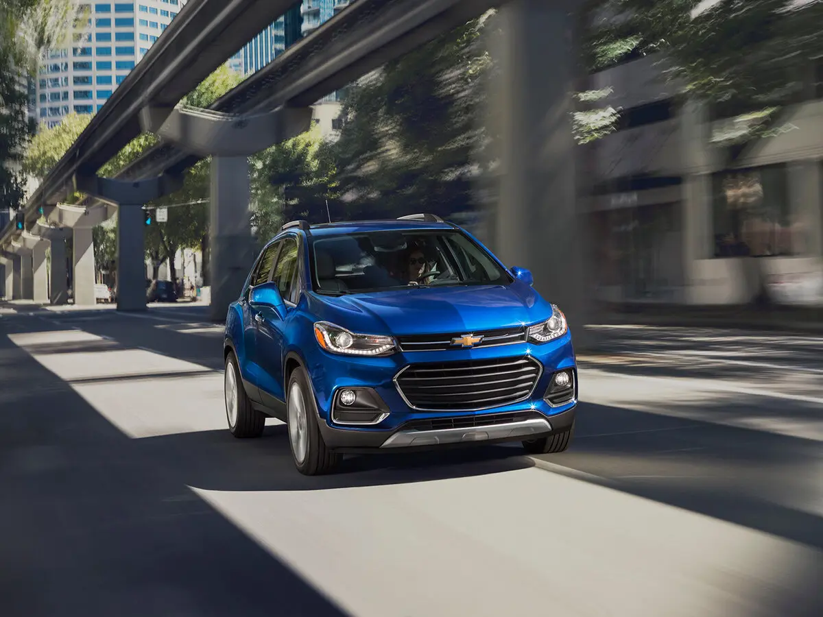Chevrolet Trax I Рестайлинг Внедорожник 5 дв. — сүрөт 2